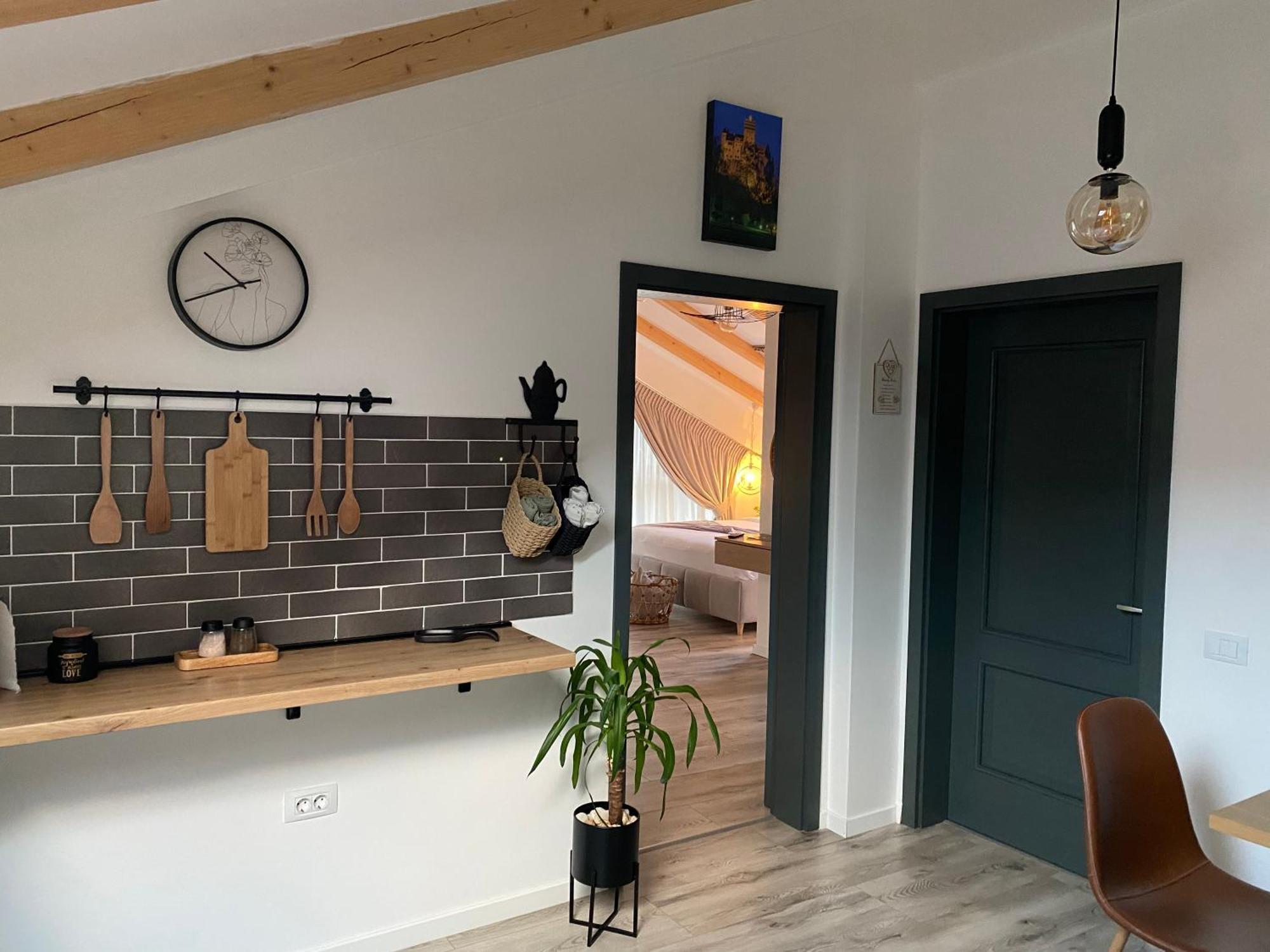 Apartment Queen's Heart